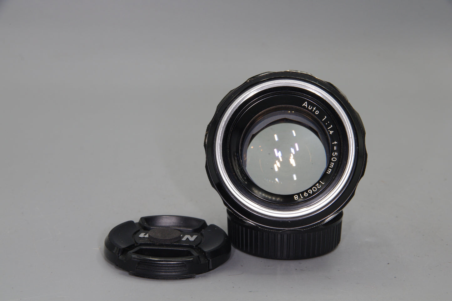 Nikon Nikkor-S 50mm f/1.4 Non-AI Lens - F Mount - Vintage - Very Good