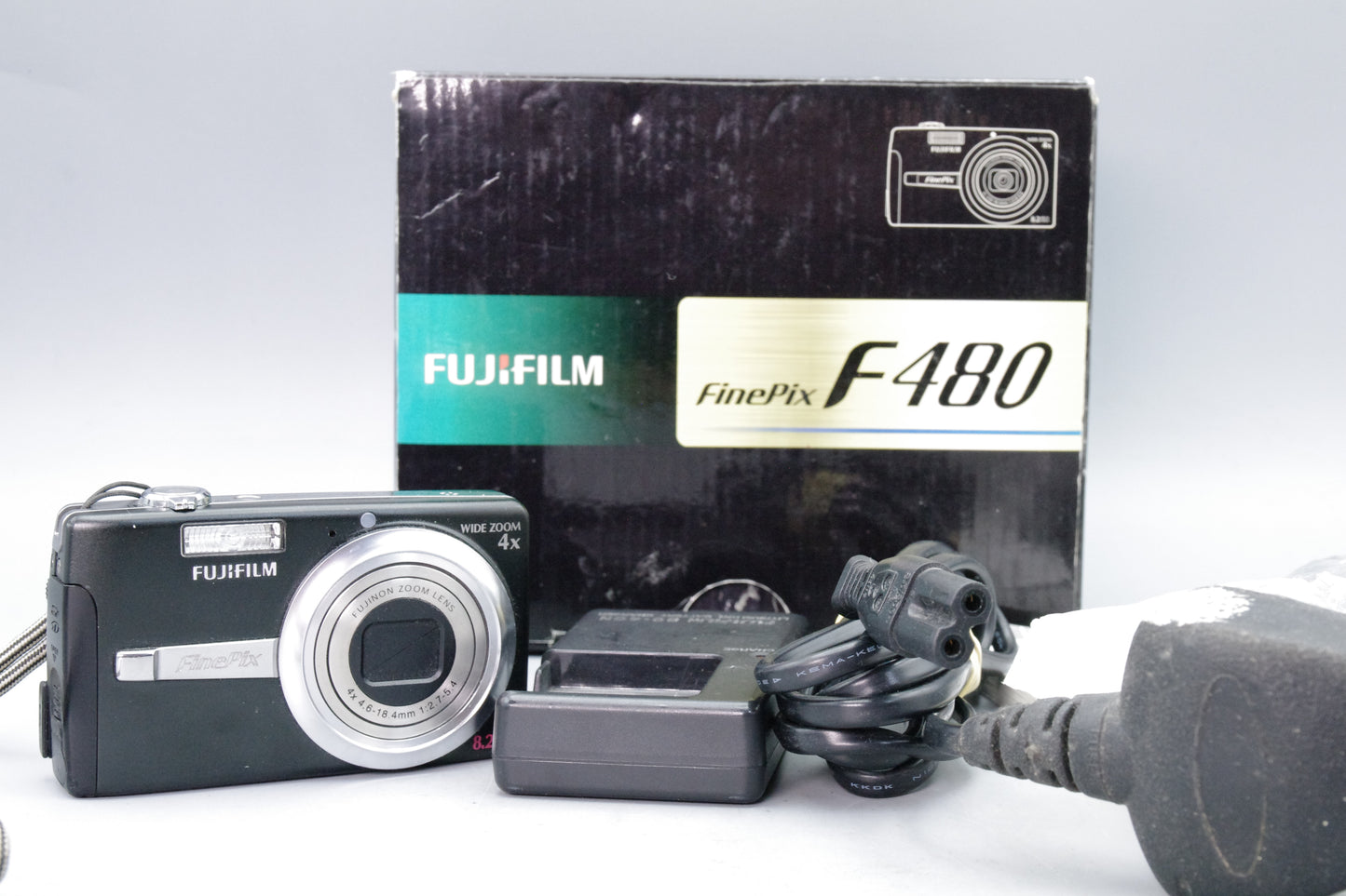 Fujifilm FinePix F480 boxed