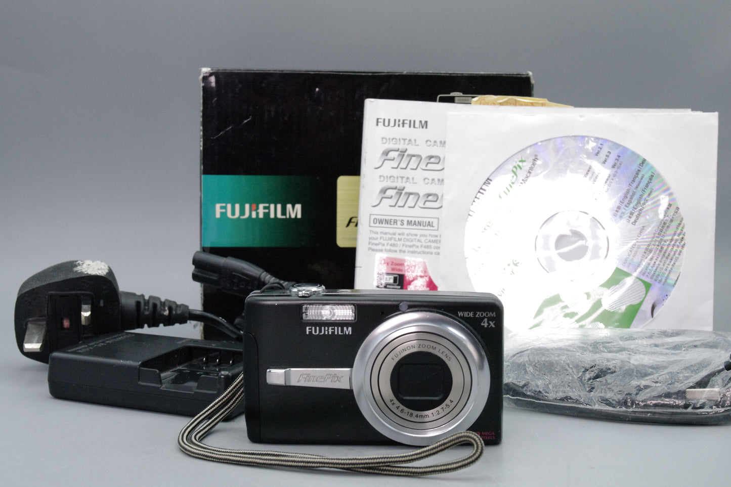 Fujifilm FinePix F480 boxed