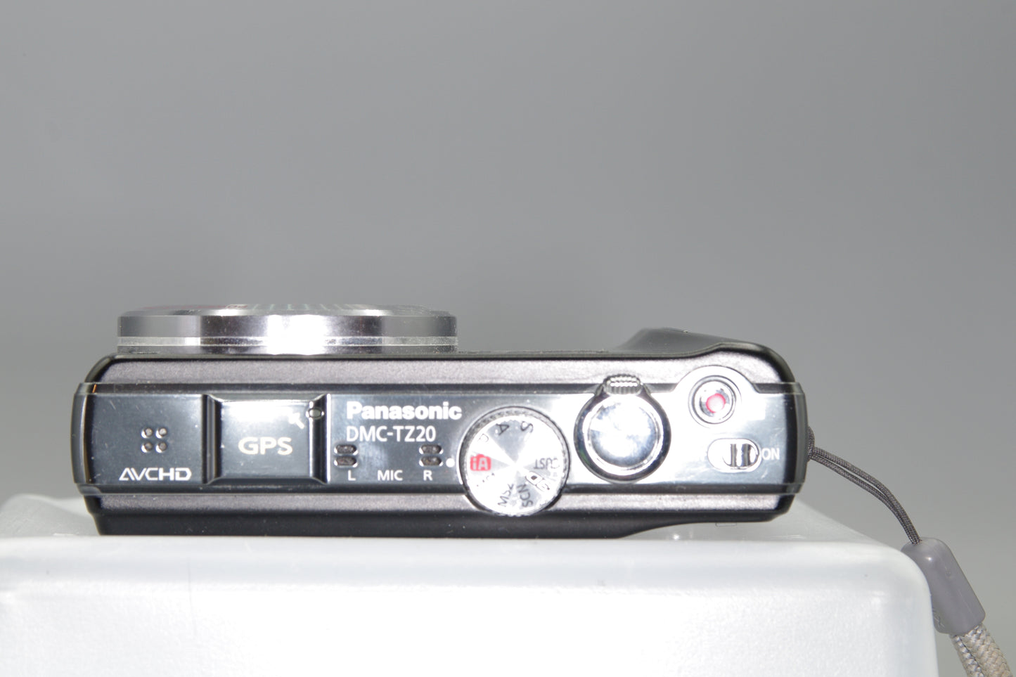 Panasonic Lumix DMC-TZ20 14.1MP 16x Zoom - Excellent