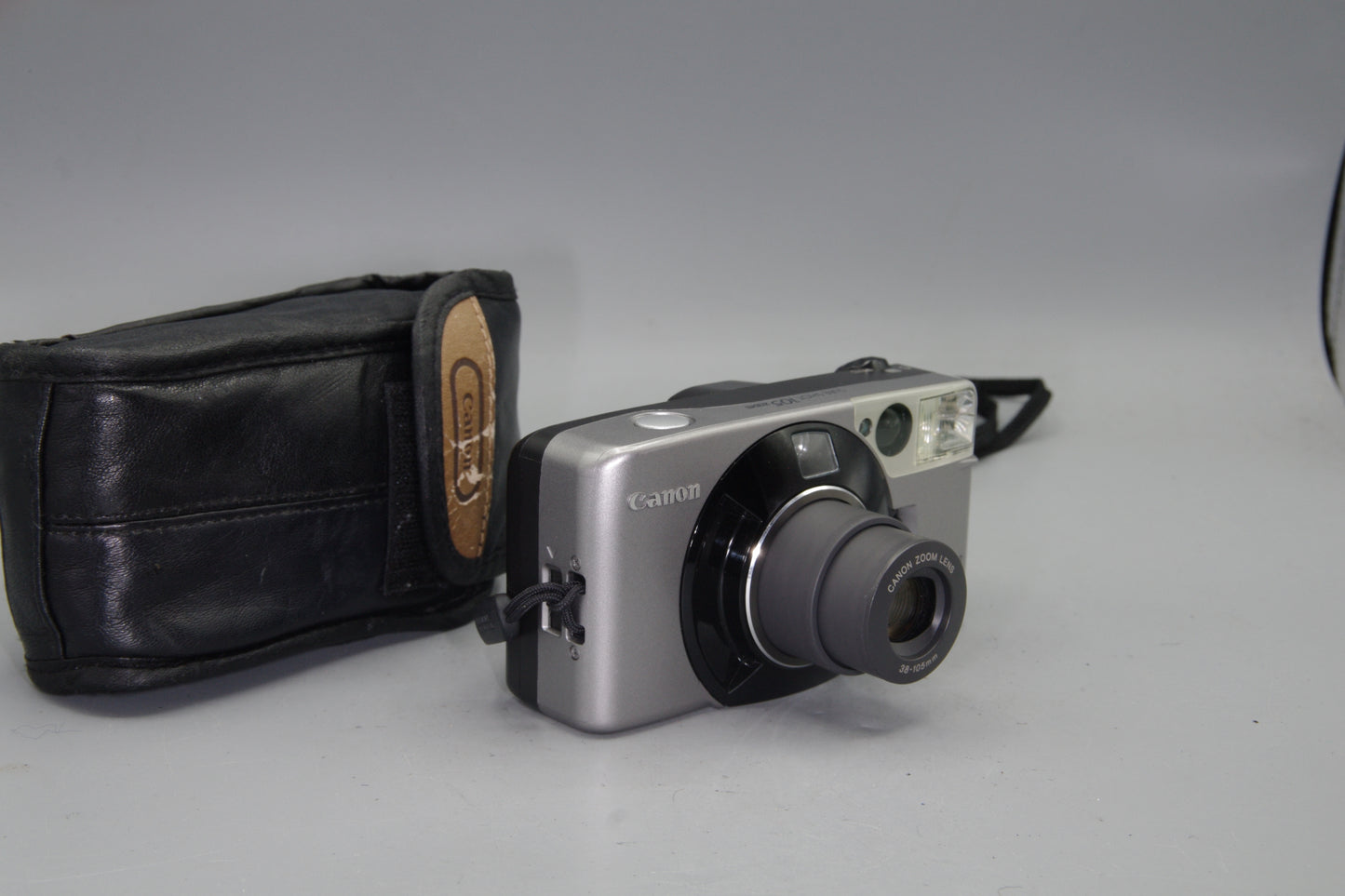 Canon Sure Shot 105 35mm Film Camera - 38–105mm Zoom - Excellent