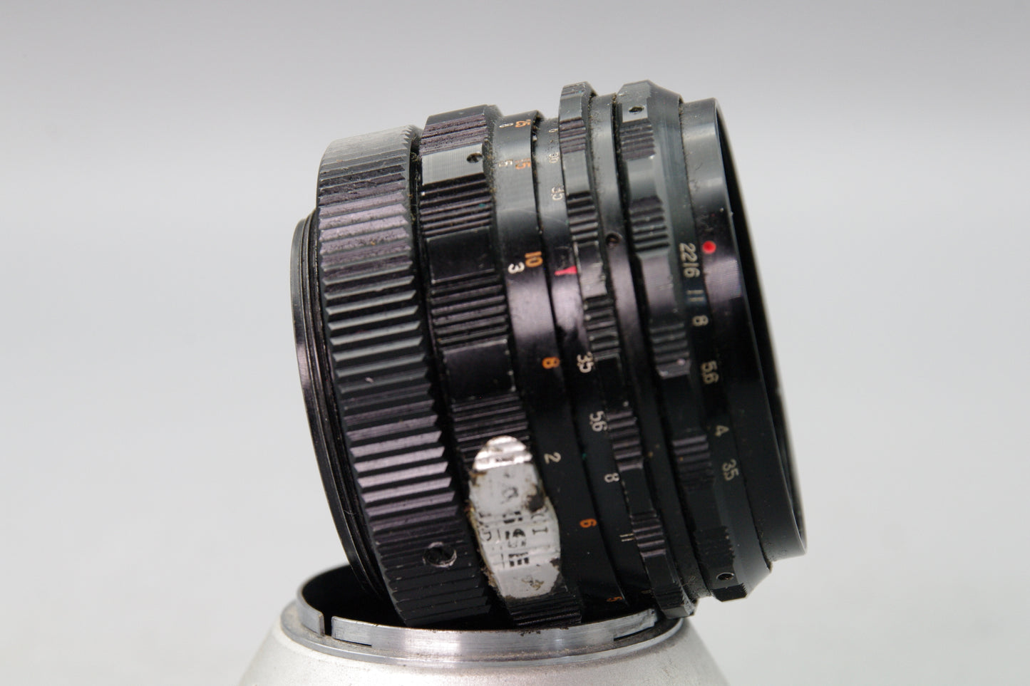 Hanimex 35mm f/3.5 Wide Angle Lens M42 Mount – Very Good Condition
