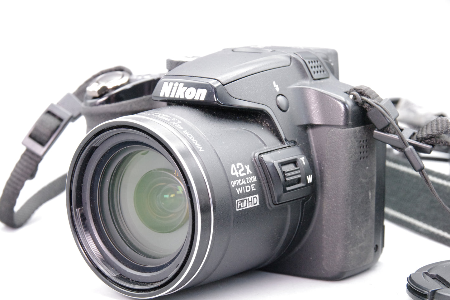 Nikon Coolpix P510 16.1MP 42× Digital Bridge Camera – Excellent Condition – Charger