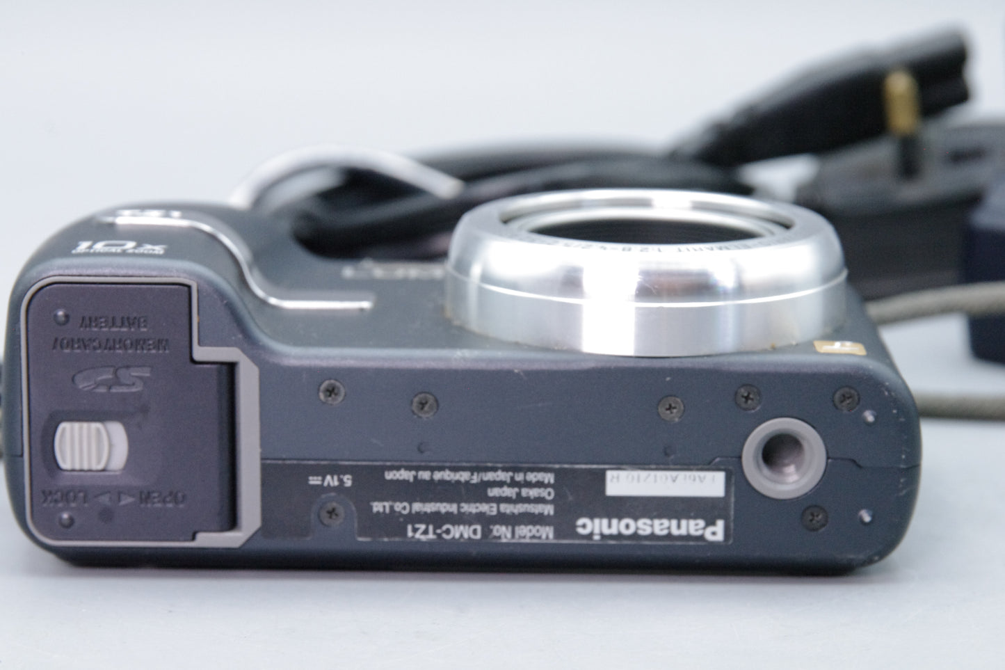 Panasonic Lumix DMC‑TZ1 Blue – 5MP – 10× Leica Zoom – Excellent – Tested – Charger