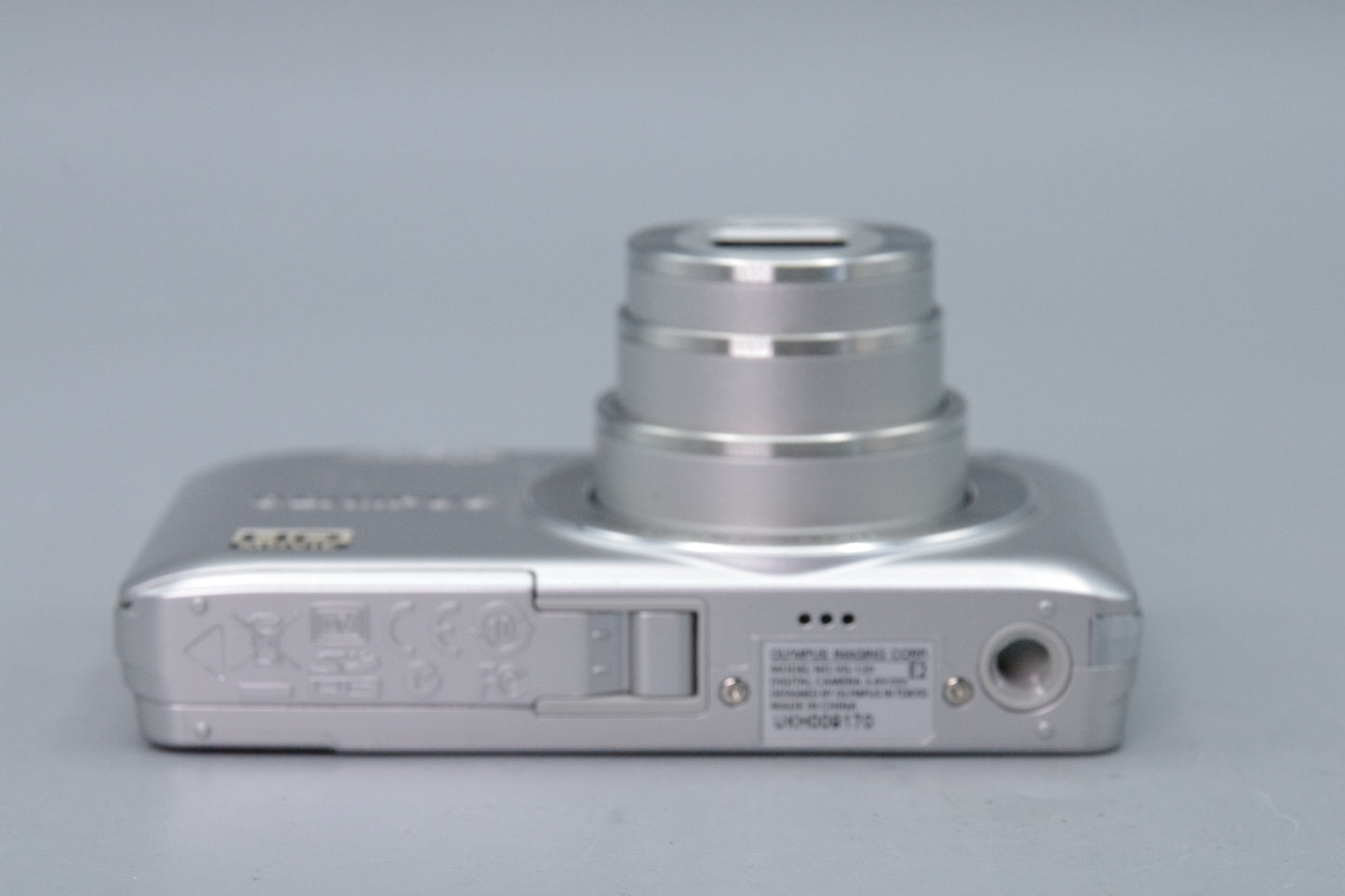 Olympus VG‑120 Compact Digital Camera – 14MP – 5× Zoom – VGC