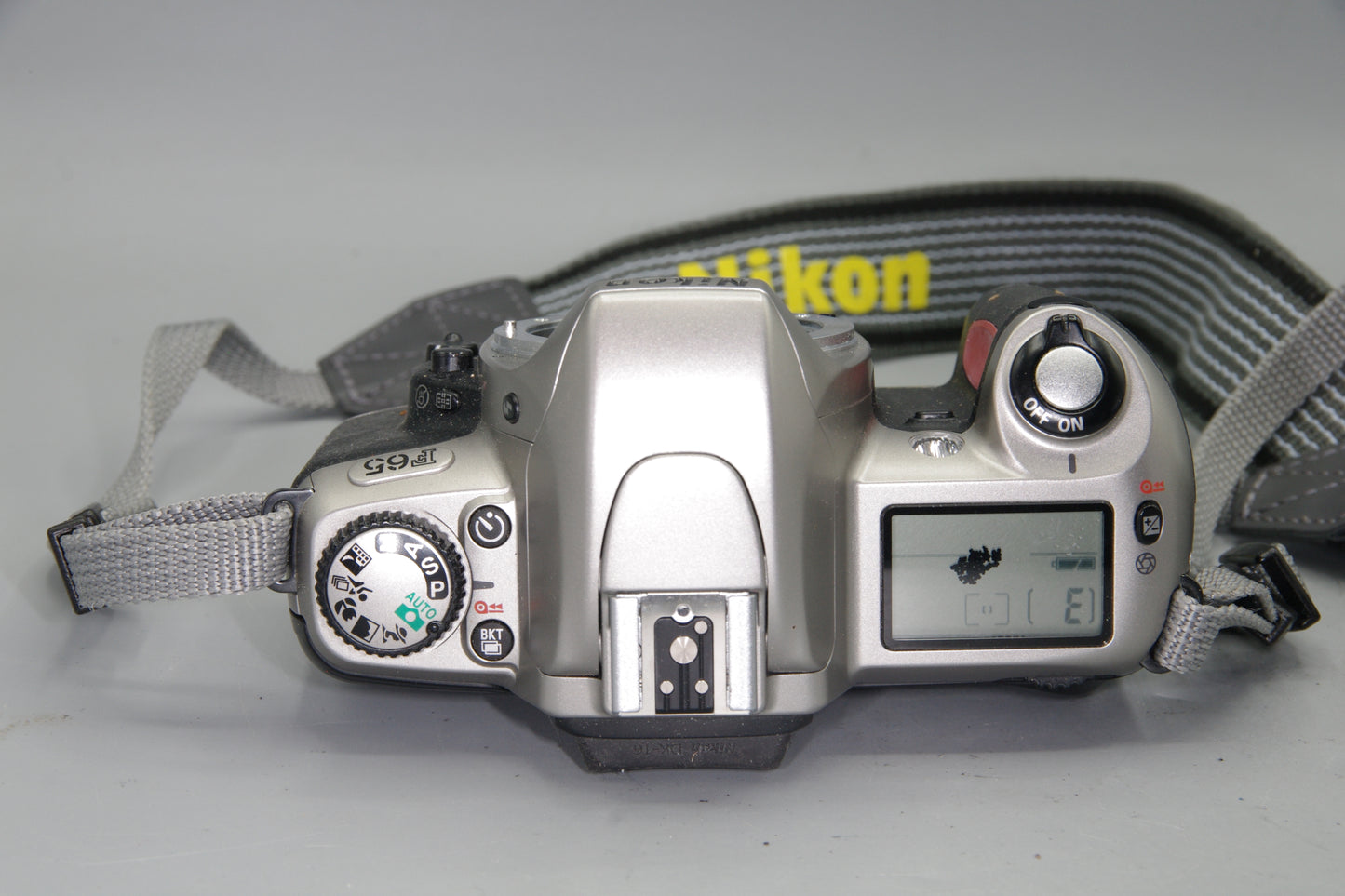 Nikon F65 35mm Film SLR Camera Body - Autofocus - Lightweight - Very Good