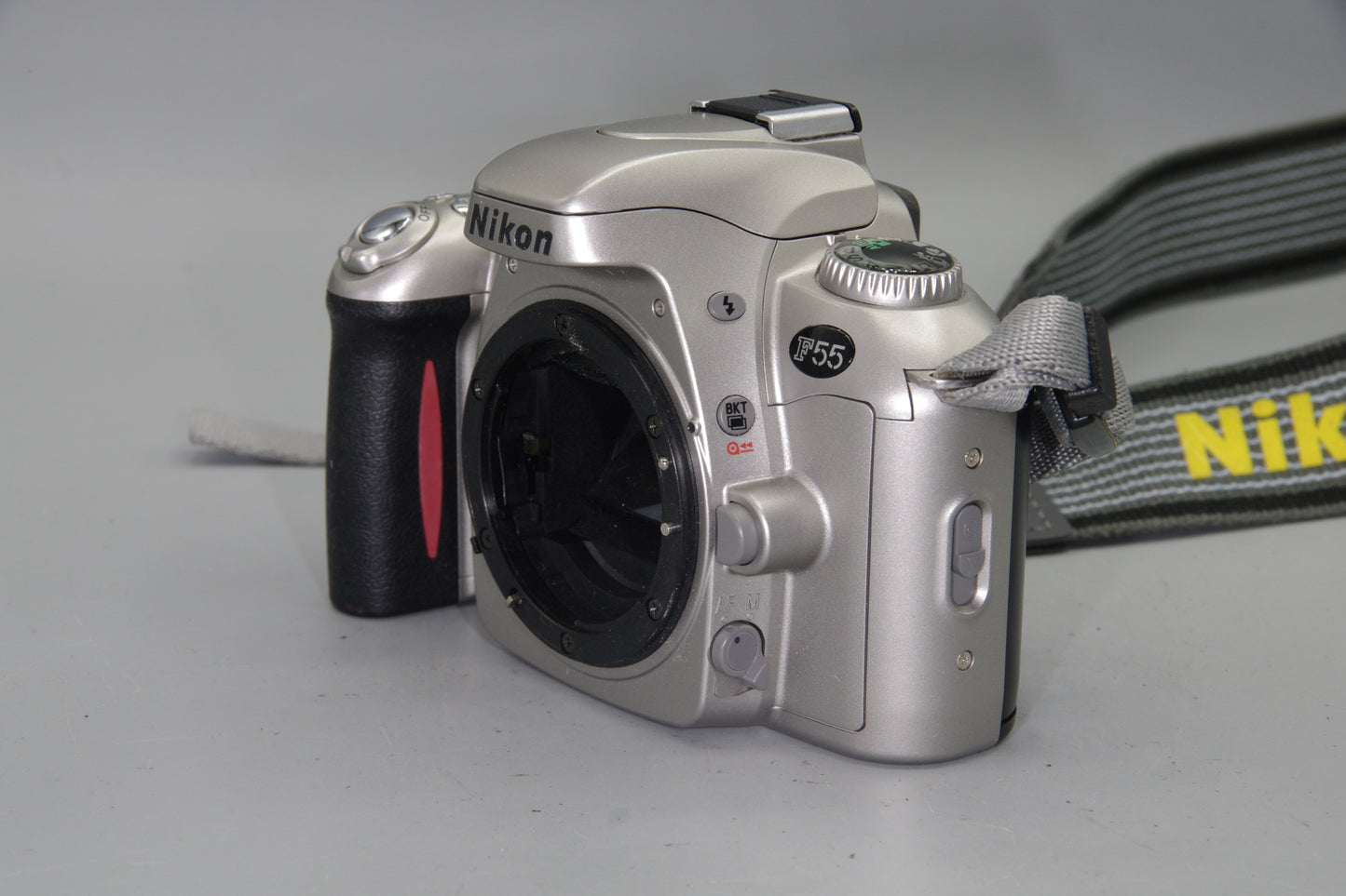 Nikon F55 35mm Film SLR Camera Body - Autofocus - Lightweight - Very Good