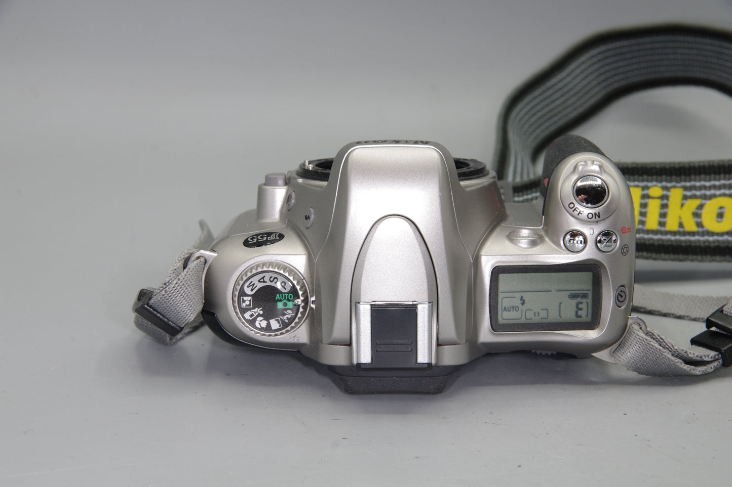 Nikon F55 35mm Film SLR Camera Body - Autofocus - Lightweight - Very Good