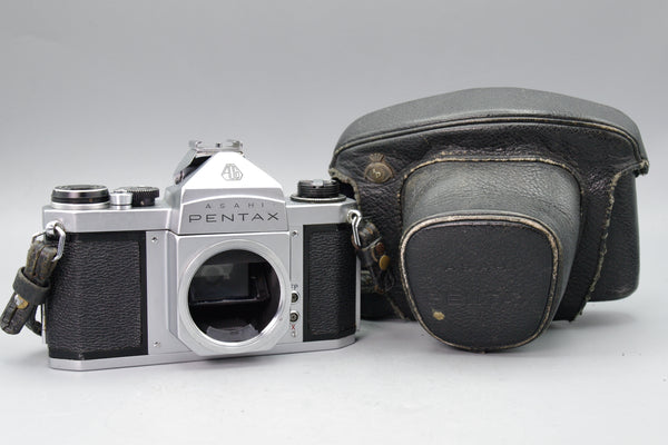 Asahi Pentax S1a 35mm SLR Film Camera Body with Case – Very Good Condition