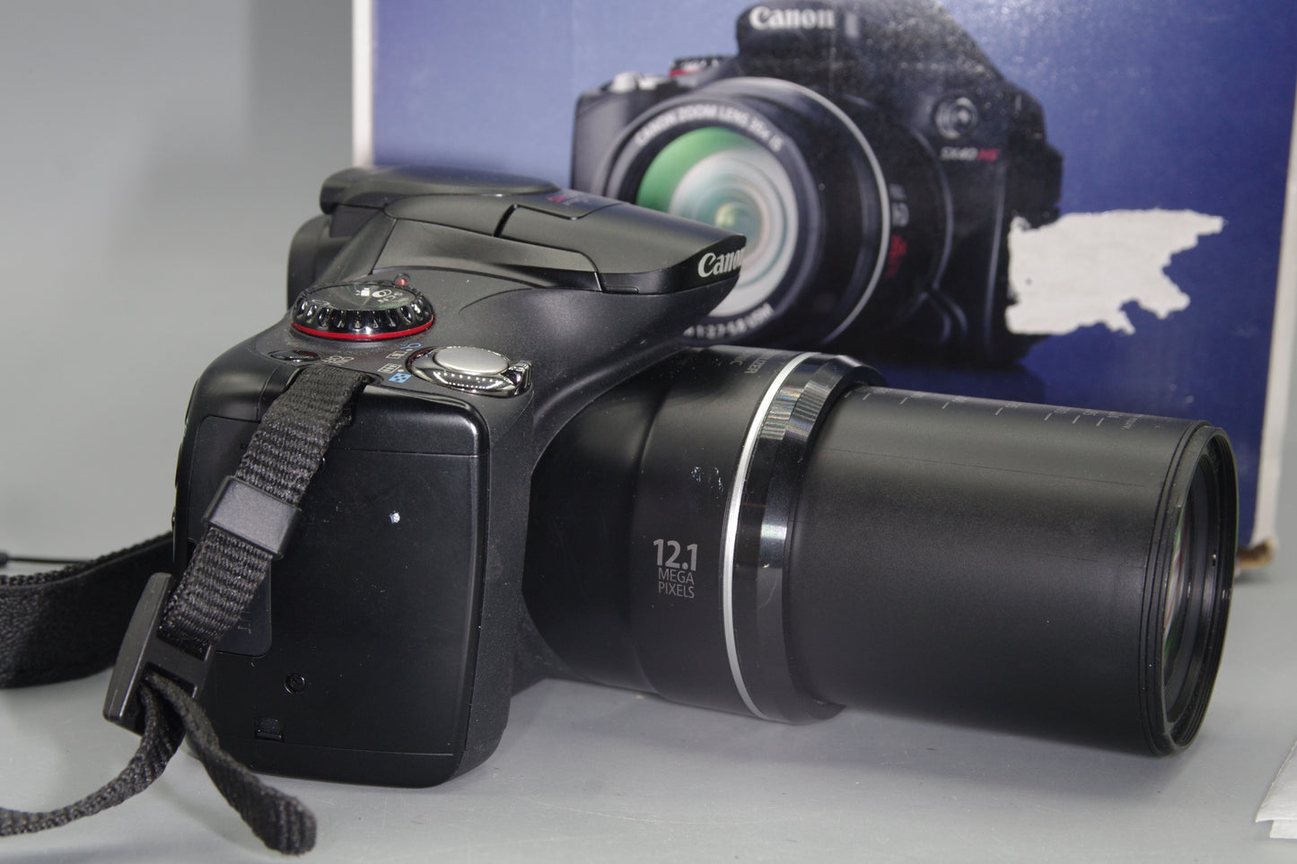 Boxed Canon SX40HS  12.1MP 35X Zoom Digital  Bridge Camera