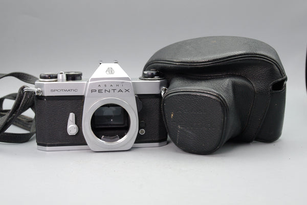 Asahi Pentax Spotmatic SP II 35mm SLR Body with Case – Very Good Condition