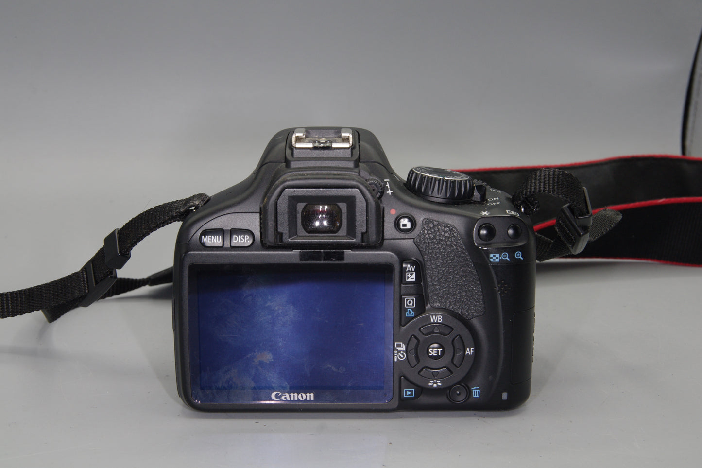 Canon EOS 550D DSLR + EF-S 18–55mm Lens - 18MP - Full HD - S/C 7643