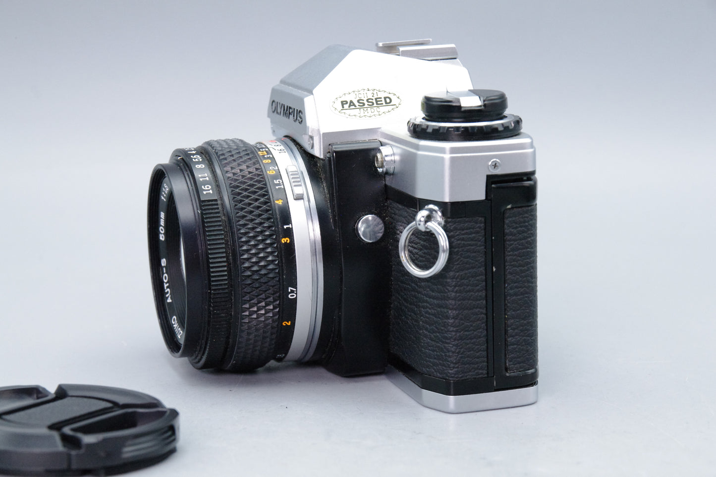 Olympus OM10 35mm SLR Camera + 50mm F/1.8 Lens + Batteries - Tested