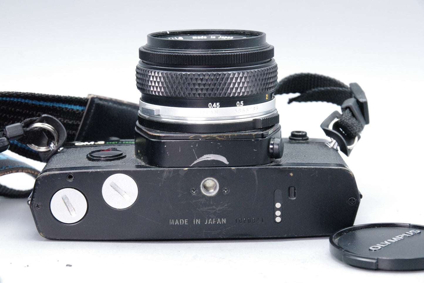 Olympus OM-2 Spot/Program 35mm SLR + 50mm f/1.8 Lens + New batteries