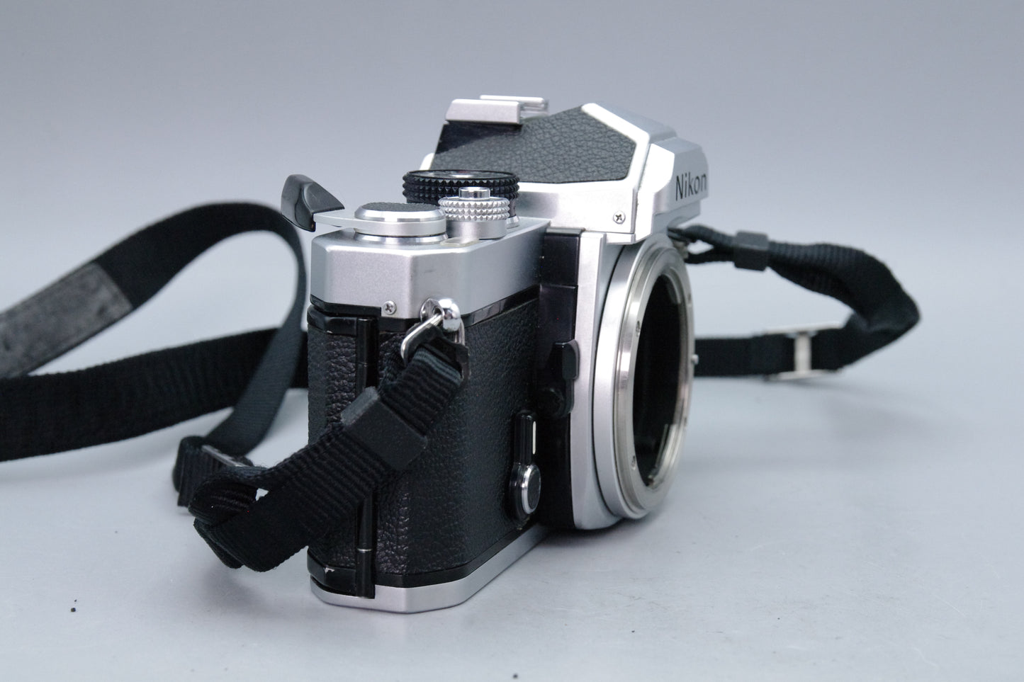 Nikon FM 35mm SLR Camera Body working with batteries