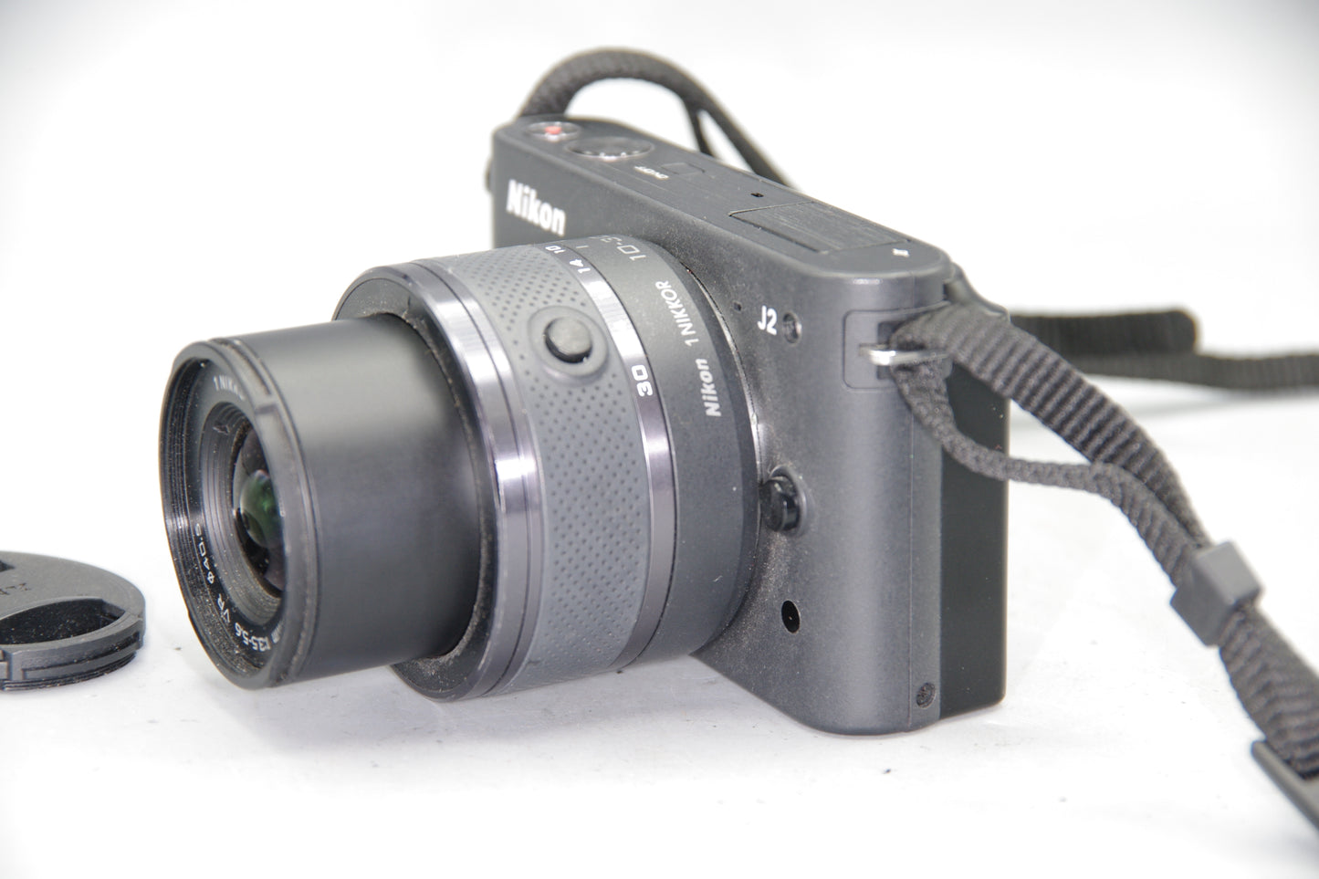 Nikon 1 J2 Mirrorless Camera with 10-30mm Lens Very Good