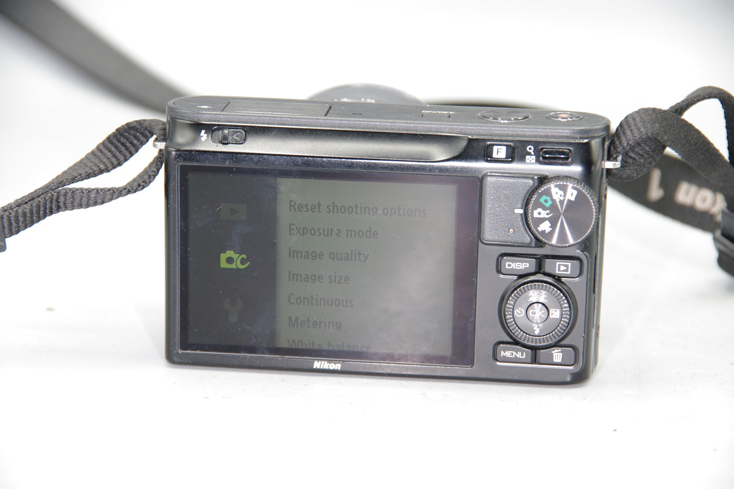 Nikon 1 J2 Mirrorless Camera with 10-30mm Lens Very Good