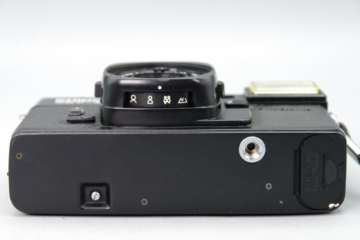 Chinon 35F‑EE 35mm Compact Camera – Very Good Condition
