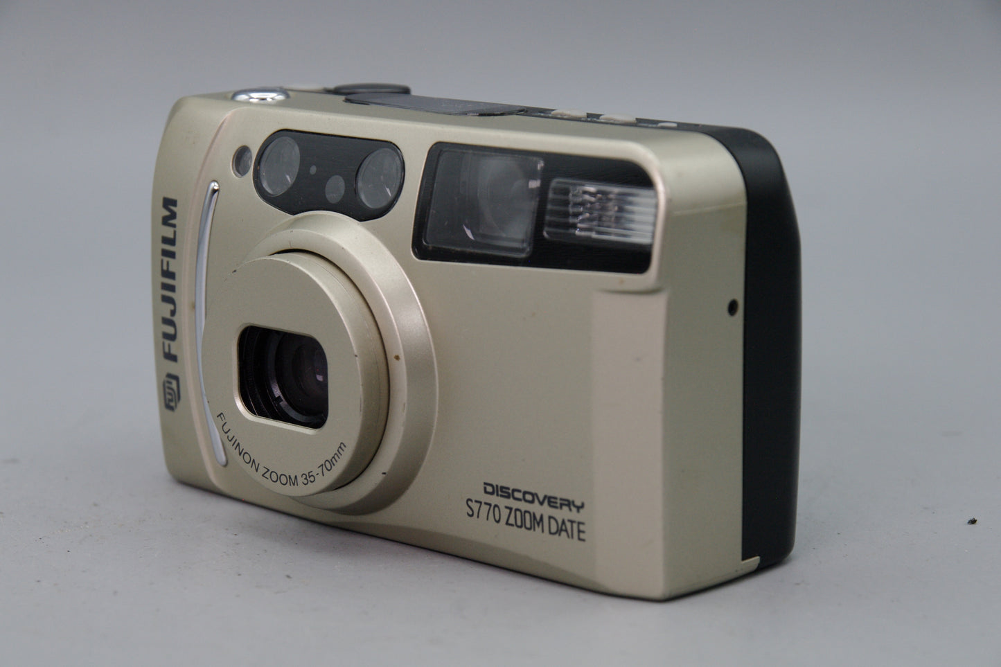 Fujifilm Discovery S770 Zoom Date 35mm Camera – Tested and Working