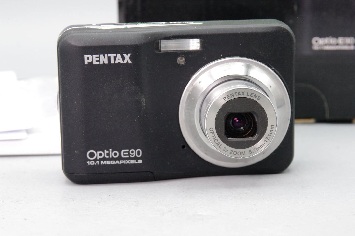 Pentax Optio E90 Digital Camera – Boxed – Excellent – Uses AA Batteries