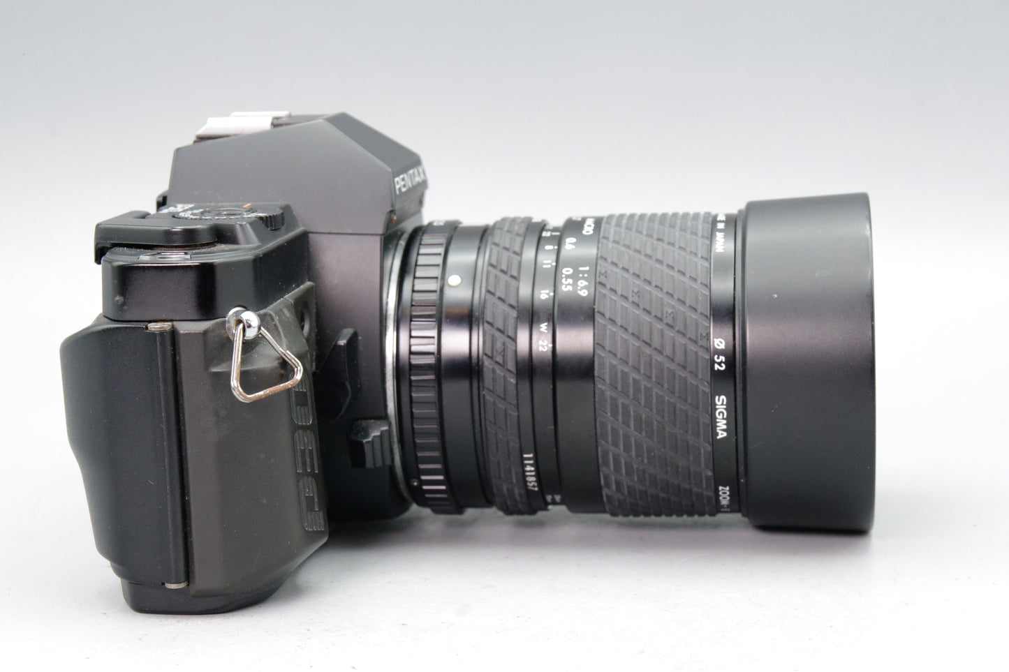 Pentax P30n 35mm SLR Camera with Sigma 28–70mm Zoom Lens – Tested