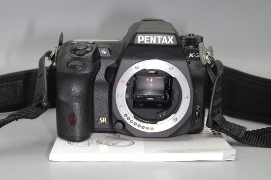 Pentax K-3 23.4MP DSLR - Excellent, Low Shutter Count