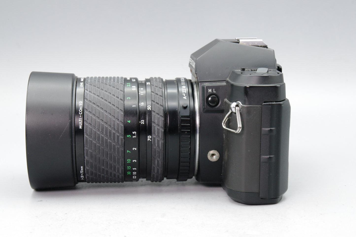 Pentax P30n 35mm SLR Camera with Sigma 28–70mm Zoom Lens – Tested