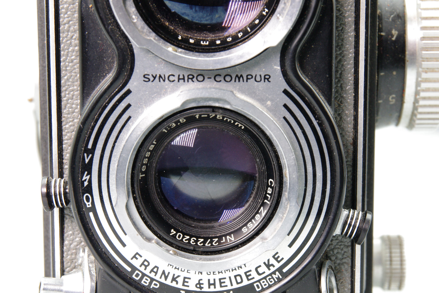 Rolleiflex 3.5 T TLR with 75mm f/3.5 Tessar Lens + Case – Meter Working