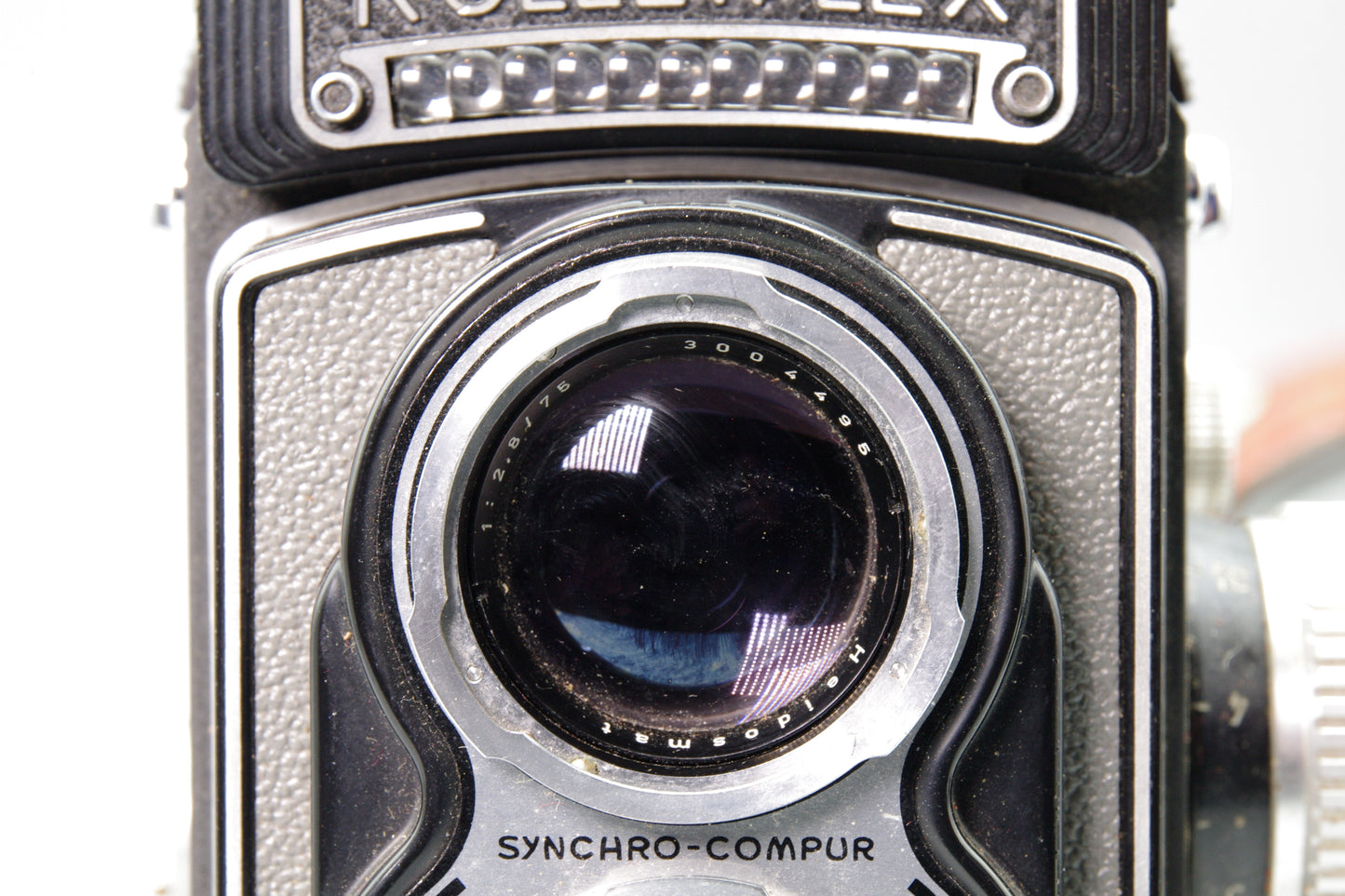 Rolleiflex 3.5 T TLR with 75mm f/3.5 Tessar Lens + Case – Meter Working