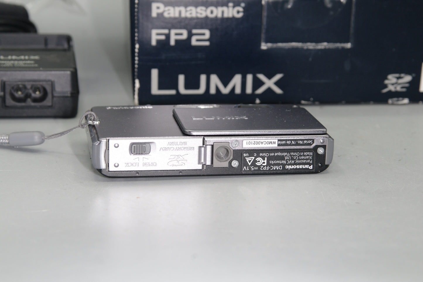 Panasonic Lumix DMC-FP2 14MP Ultra Compact Digital Camera - Boxed