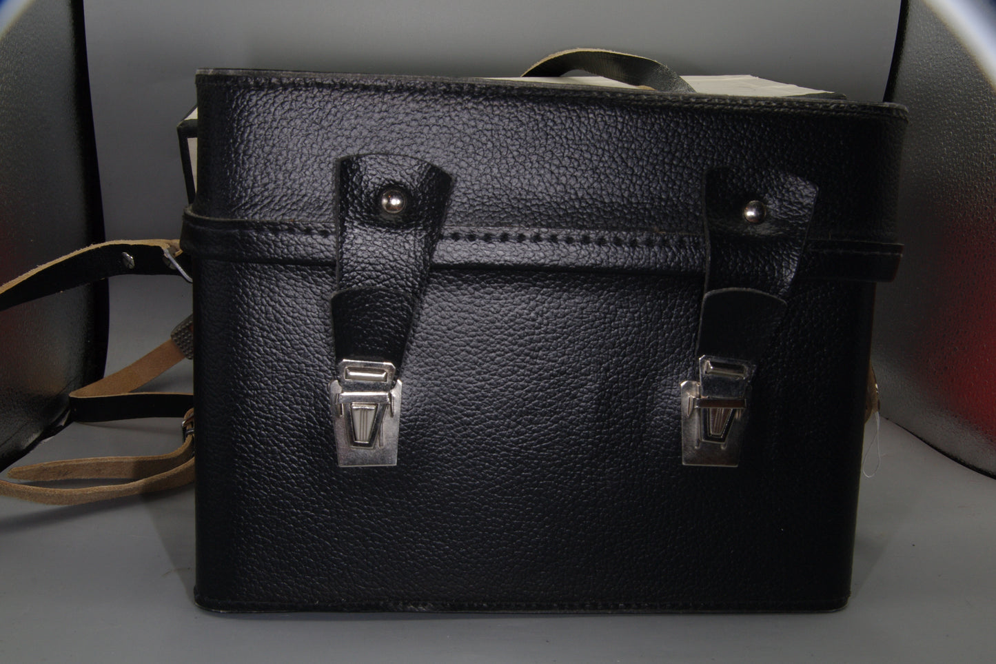 Kiev 88 Medium Format Camera Kit 80mm Lens Polaroid Back Roll Film Case Box