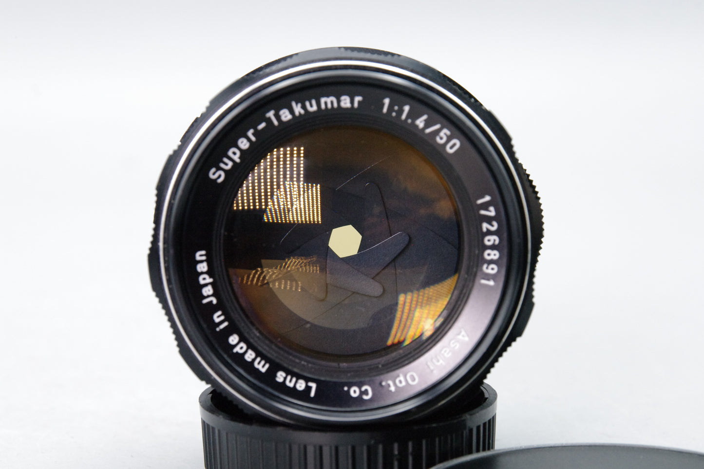 Asahi Super‑Takumar 50mm f/1.4 Lens – M42 Mount – Both Caps – Excellent