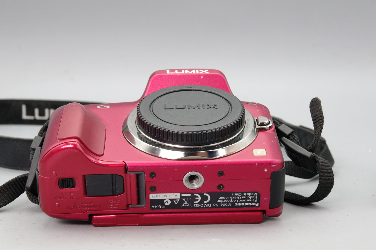 Panasonic Lumix DMC‑G3 Red 16MP – 14‑42mm Lens Manual‑Only – S/C 15698