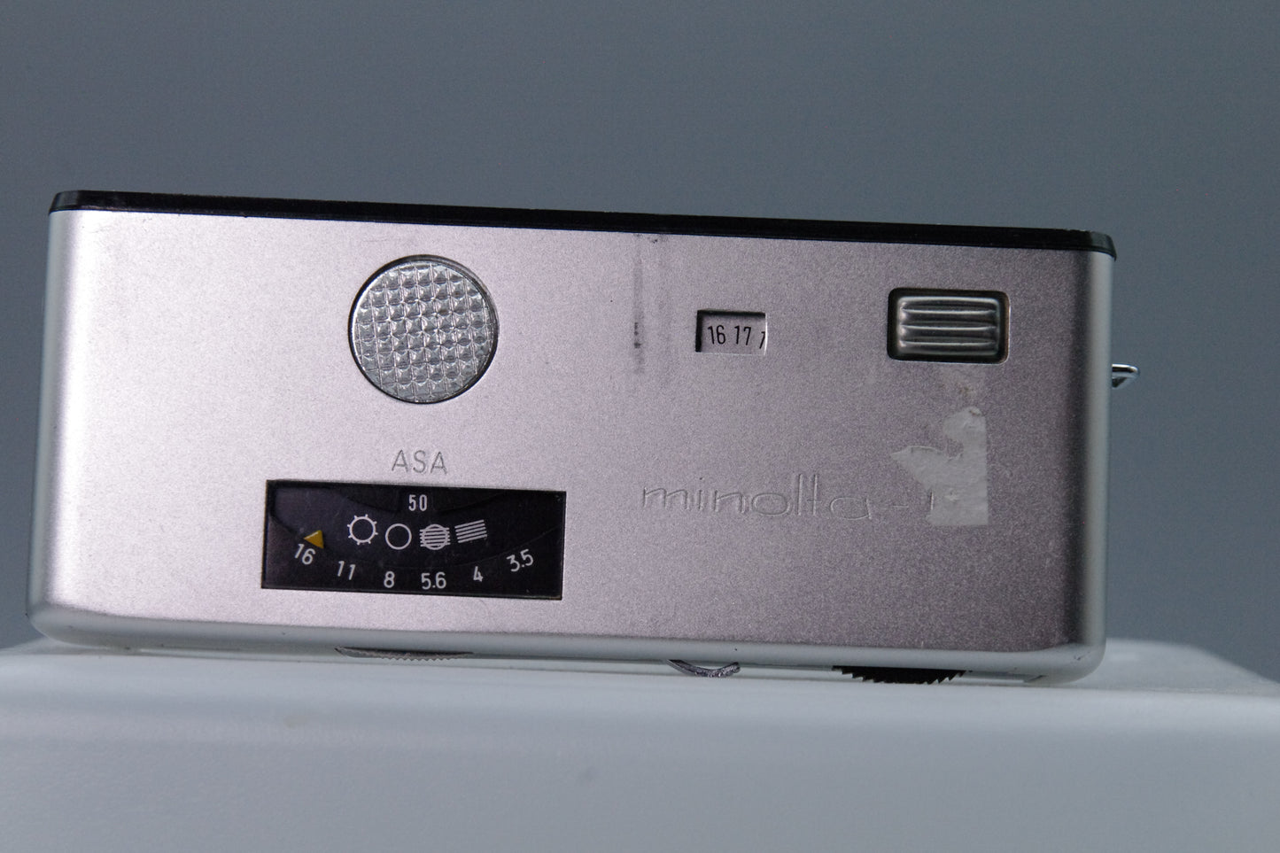 Minolta‑16 Model P Sub‑Miniature Film Camera – Very Good Condition