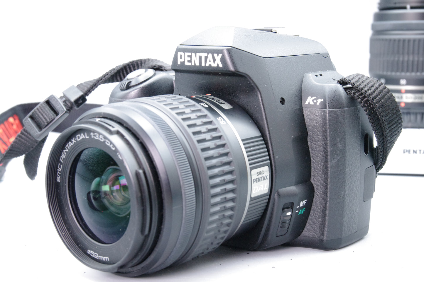 Pentax K‑r 12.4MP DSLR with 18–55mm & 50–200mm Lenses – Mint – Shutter 247