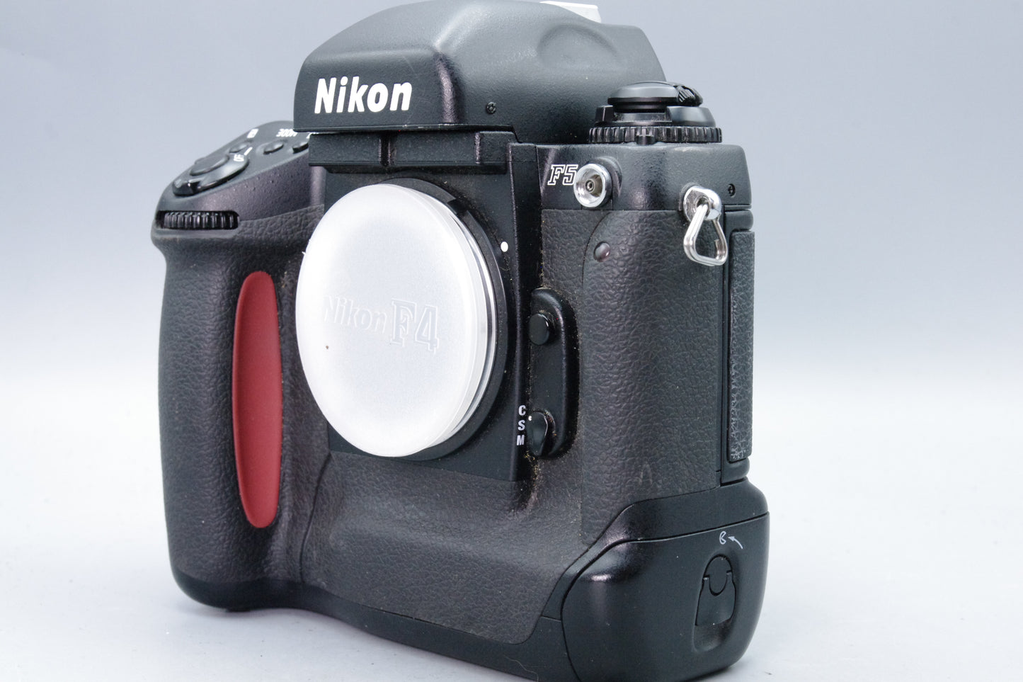 Nikon F5 Professional 35mm SLR Camera – Excellent Condition