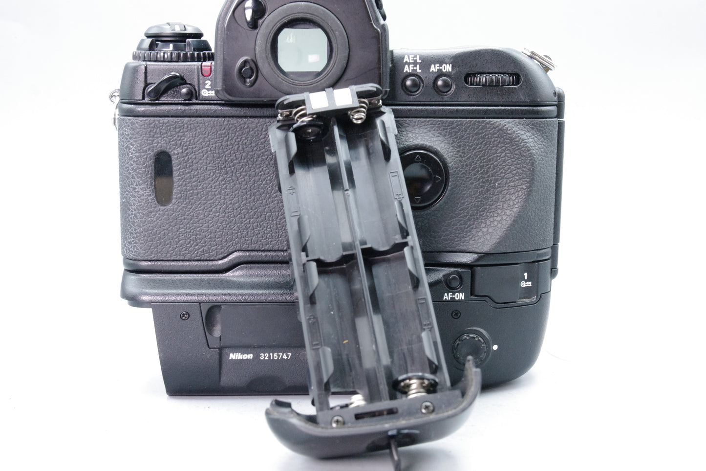 Nikon F5 Professional 35mm SLR Camera – Excellent Condition