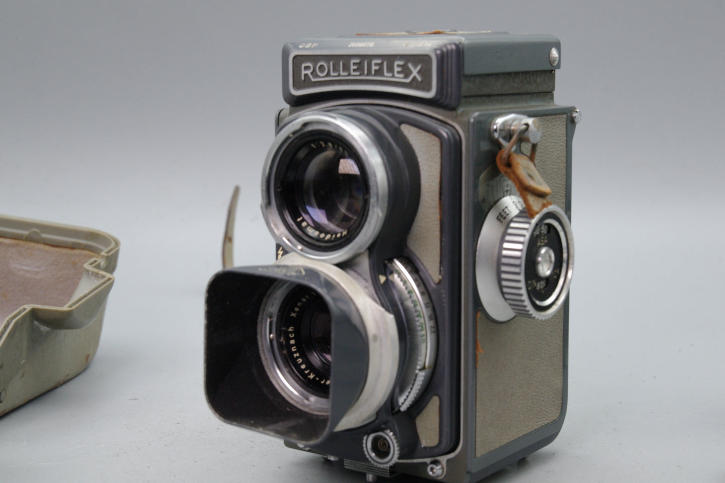 Grey Baby Rolleiflex 4×4 with 60mm f/3.5 Xenar – Serviced – With Case