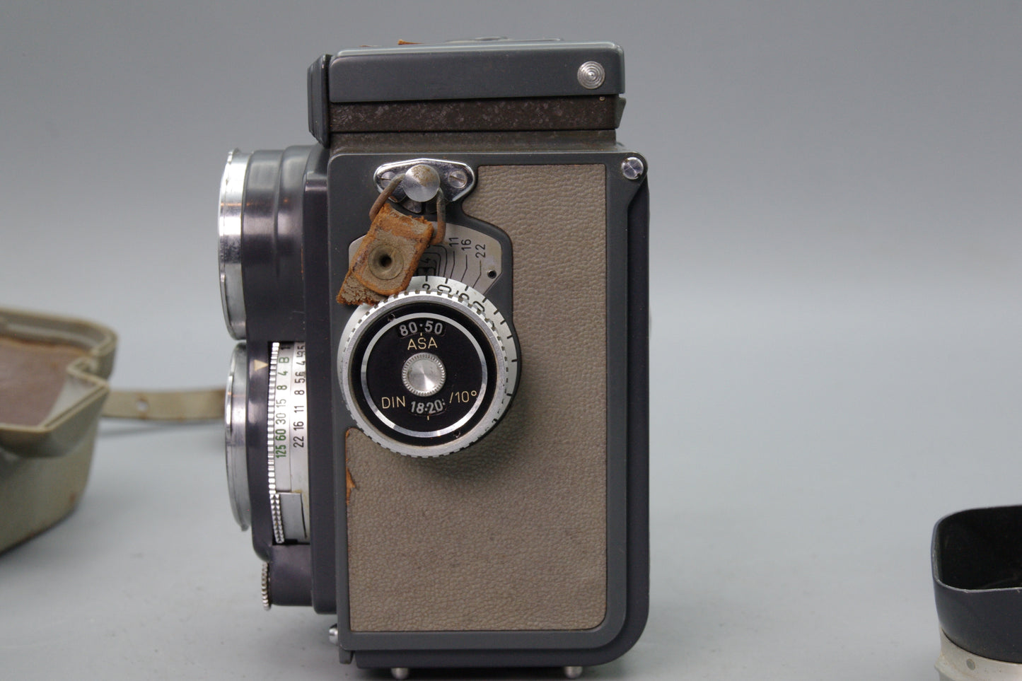 Grey Baby Rolleiflex 4×4 with 60mm f/3.5 Xenar – Serviced – With Case