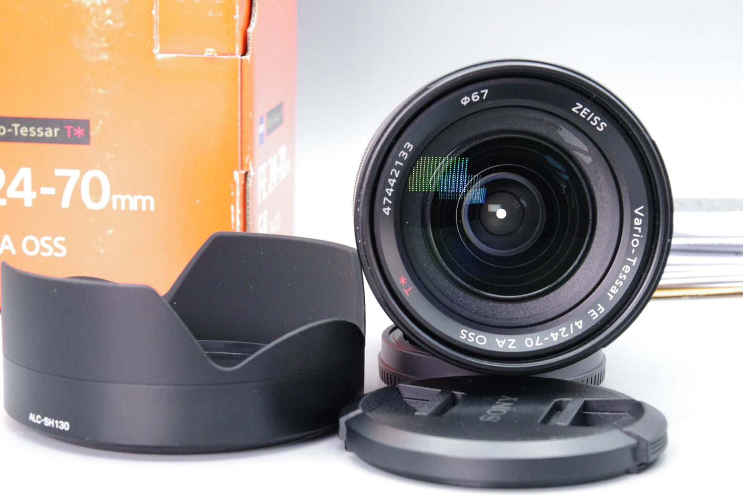 Carl Zeiss Vario‑Tessar ZA OSS FE 24–70mm f/4 Lens – Sony E – Boxed – Nr Mint