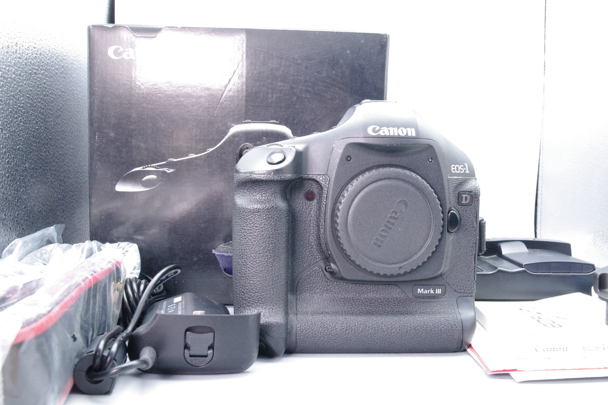 Canon EOS‑1D Mark III DSLR – Boxed – Charger Battery Cables – Tested – VGC