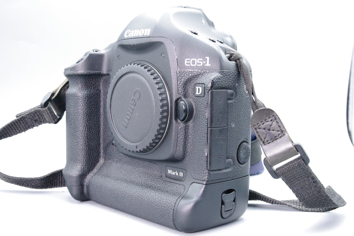Canon EOS‑1D Mark III DSLR – Boxed – Charger Battery Cables – Tested – VGC
