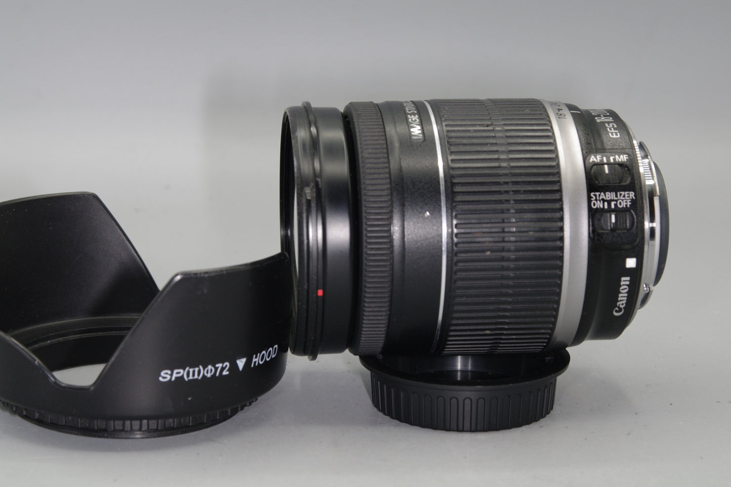 Canon EF-S 18-200mm F/3.5-5.6 IS  AF  Lens - VGC