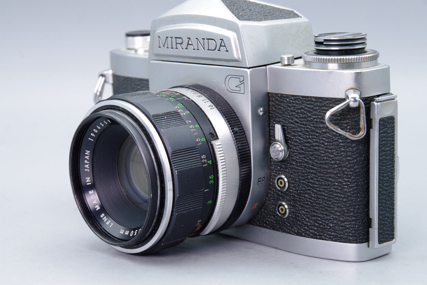 Miranda G 35mm SLR Camera – 50mm f/1.8 Lens – VGC – Fully Working