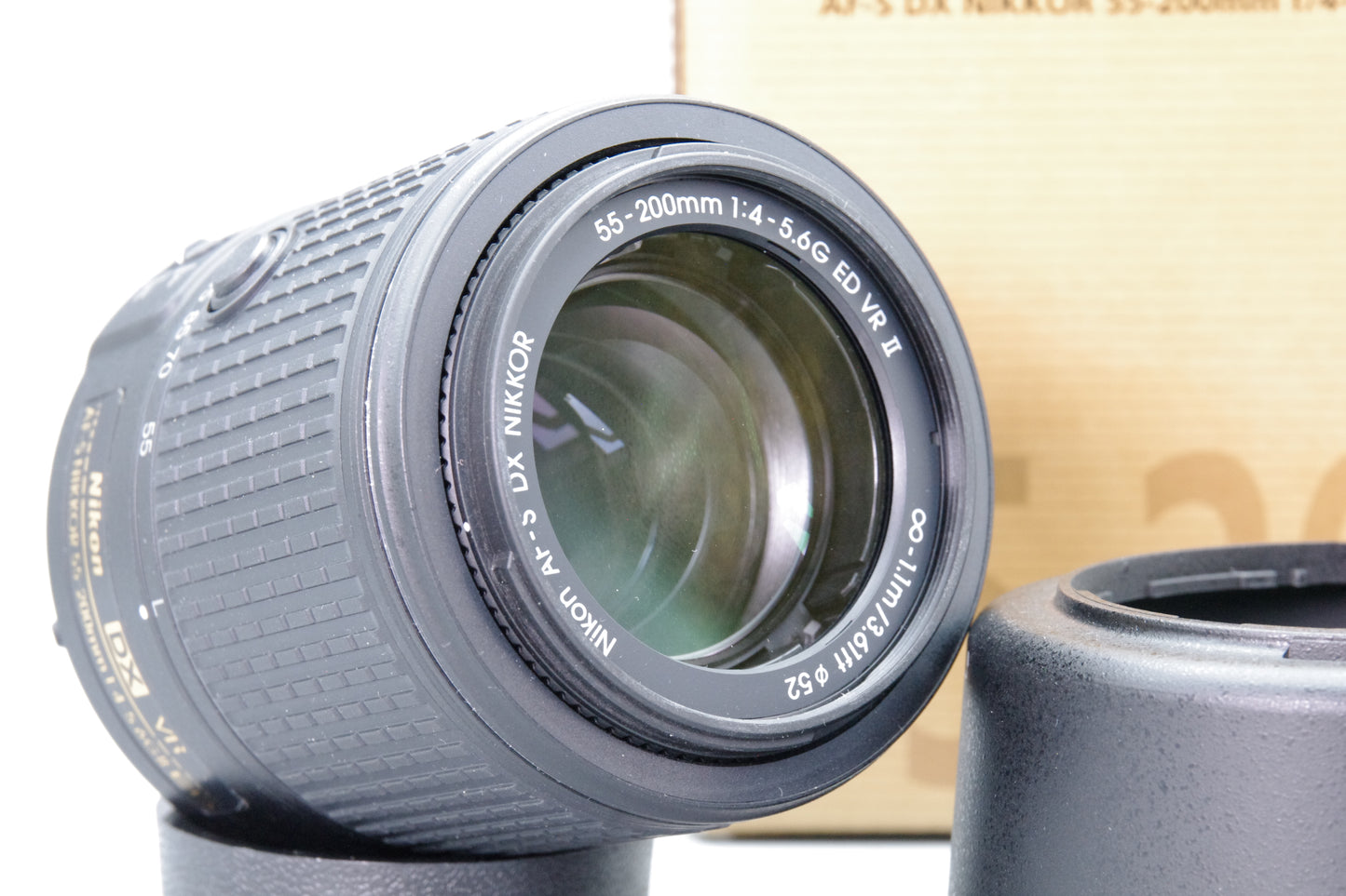 Nikon AF-S DX 55-200mm f/4-5.6G VR II Lens – Excellent With Box