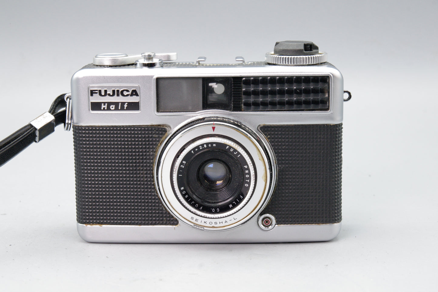Fujica Half 35mm Half‑Frame Camera 2.8cm f/2.8 Lens – Meter Not Working