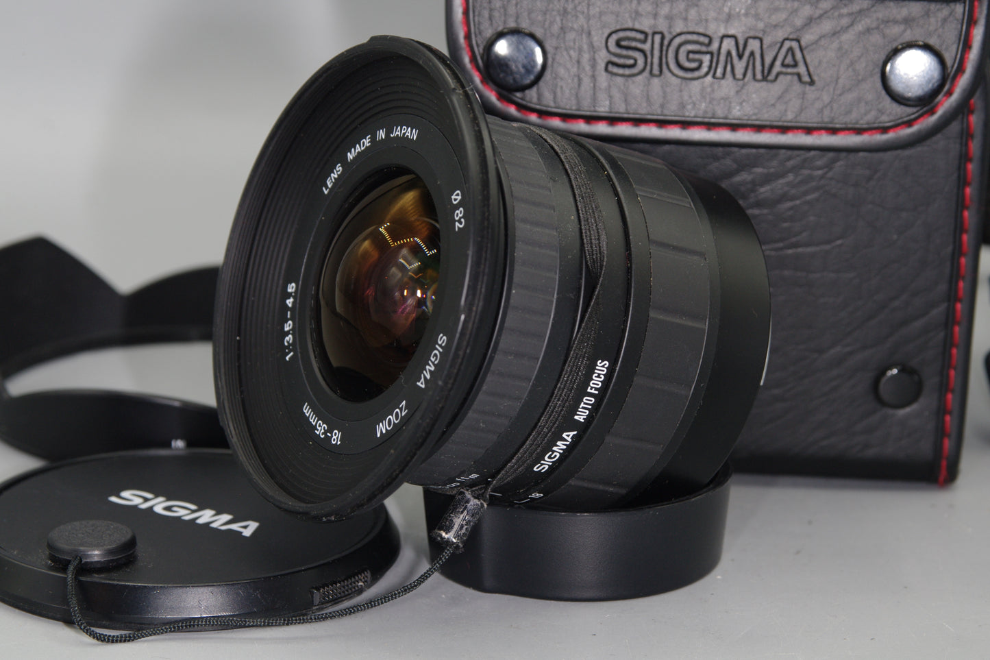 Sigma 18-35mm F/3.5-4.5 Aspherical AF Zoom Lens Canon EF Mount