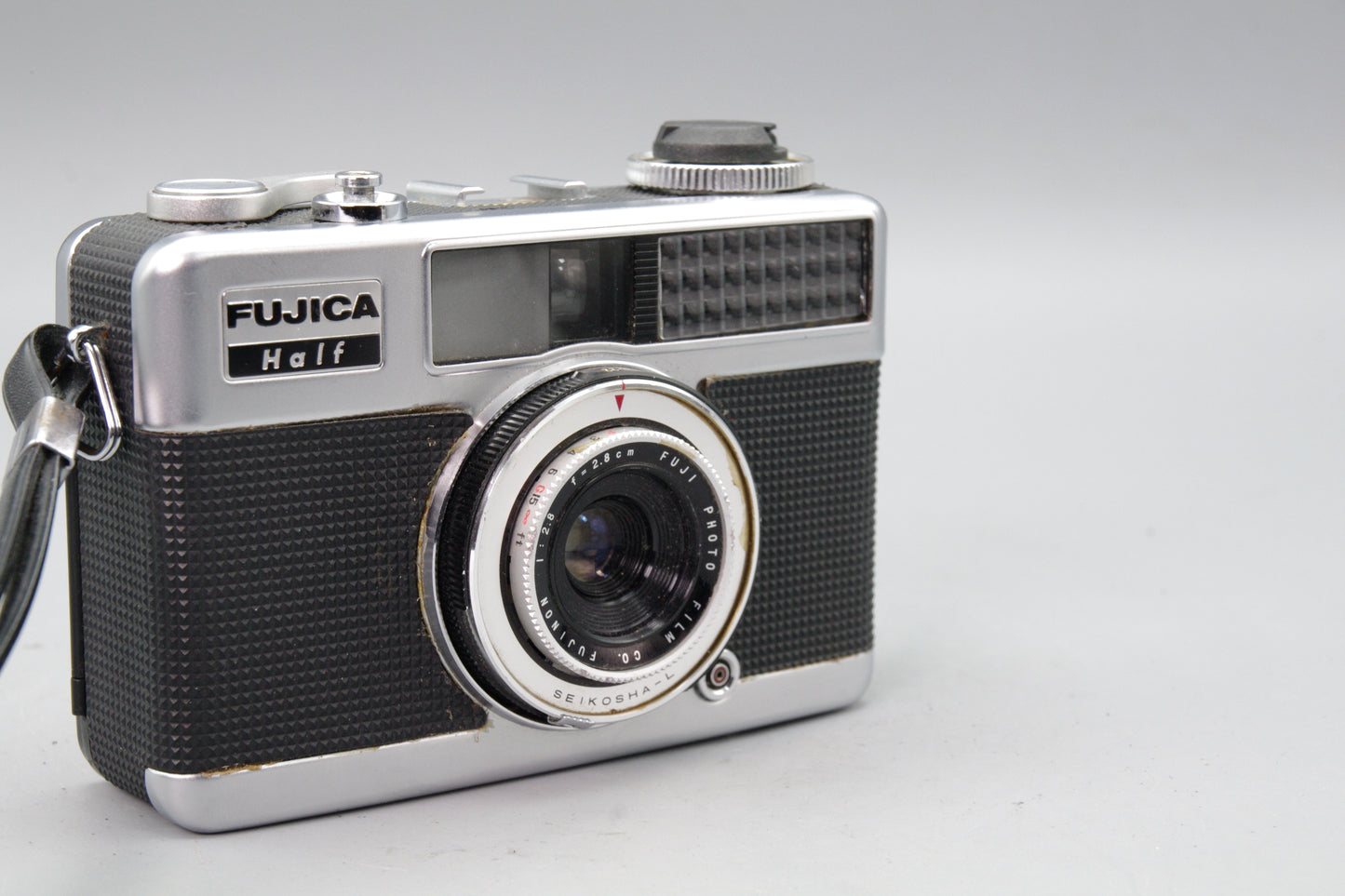 Fujica Half 35mm Half‑Frame Camera 2.8cm f/2.8 Lens – Meter Not Working