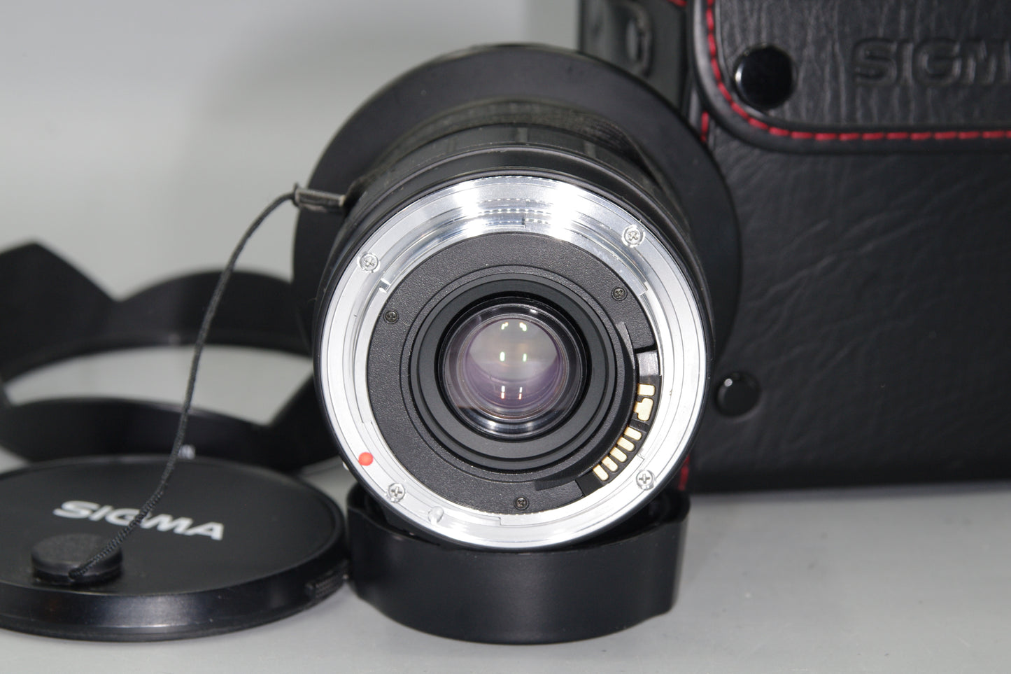 Sigma 18-35mm F/3.5-4.5 Aspherical AF Zoom Lens Canon EF Mount