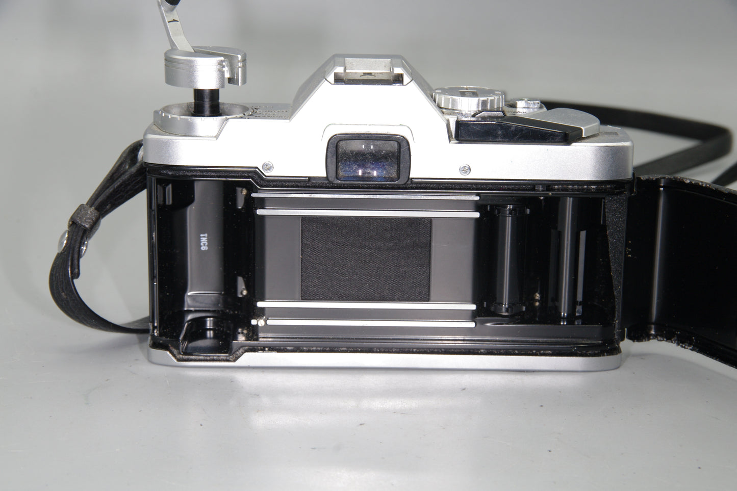Olympus OM30 35mm SLR Camera + 50mm Lens – Tested&Working VGC